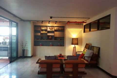 Condominio de 3 dormitorios en Watthana, Bangkok, Tailandia № 76297 - foto 7