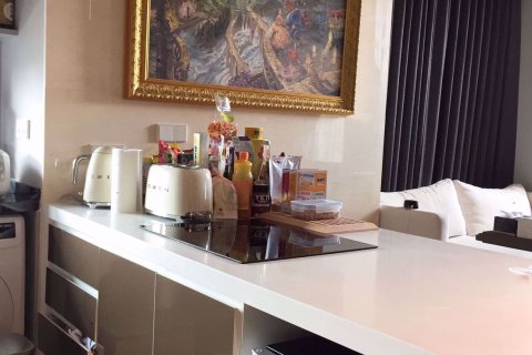 Duplex in Khlong Toei, Bangkok, Thailand 2 bedrooms № 76301 - photo 11