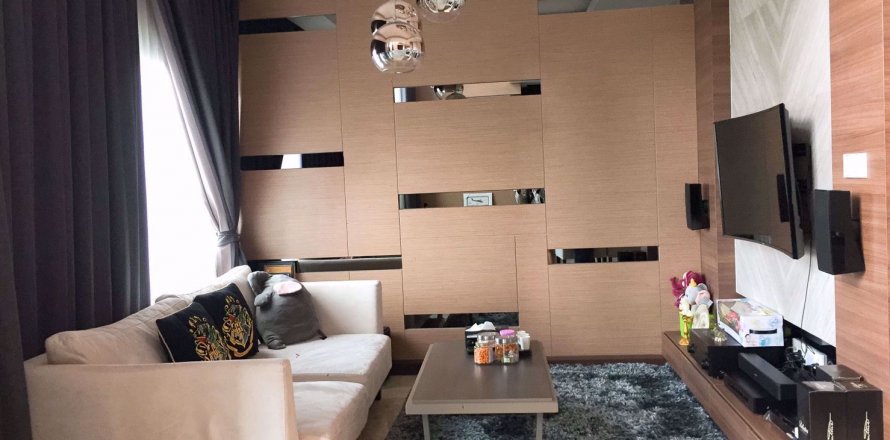 Duplex in Khlong Toei, Bangkok, Thailand 2 bedrooms № 76301