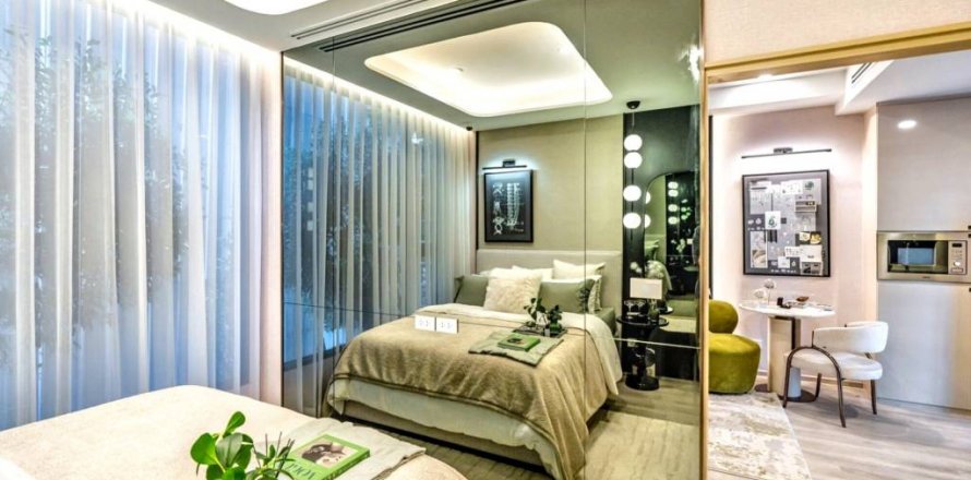 Condo in Khlong Toei, Bangkok, Thailand, 1 bedroom  № 120487