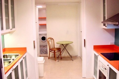 Condominio de 3 dormitorios en Bangkok, Tailandia № 143510 - foto 12