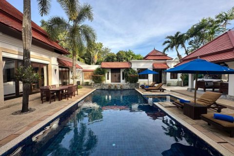 Villa in Phuket, Thailand 4 Schlafzimmer № 126612