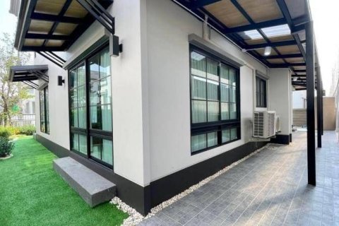 บ้านในสมุทรปราการ, ประเทศไทย 4 ห้องนอน № 123883 - รูปถ่าย 9