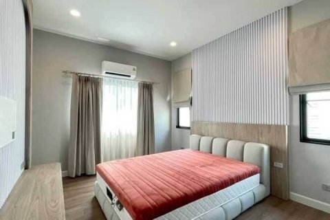 บ้านในสมุทรปราการ, ประเทศไทย 4 ห้องนอน № 123883 - รูปถ่าย 14