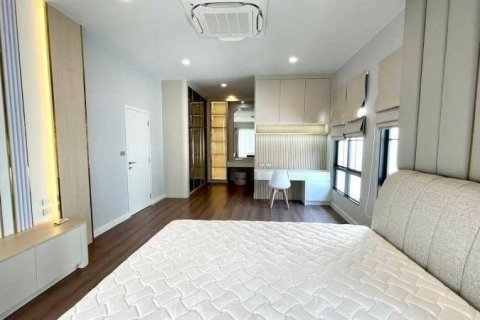 บ้านในสมุทรปราการ, ประเทศไทย 4 ห้องนอน № 123883 - รูปถ่าย 3