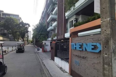 Condominio de 1 dormitorio en Phra Khanong, Bangkok, Tailandia № 123886 - foto 8