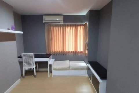 Condominio de 1 dormitorio en Phra Khanong, Bangkok, Tailandia № 123886 - foto 19