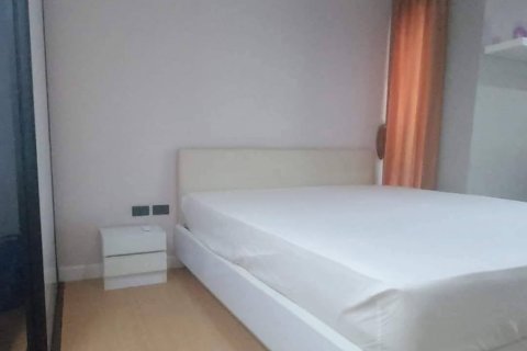 Condominio de 1 dormitorio en Phra Khanong, Bangkok, Tailandia № 123886 - foto 20