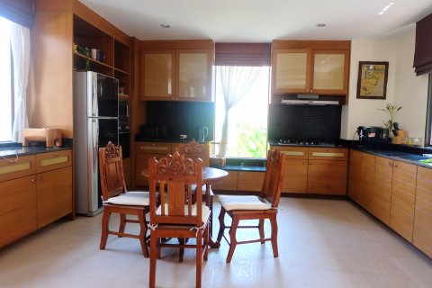 Estudio en Pattaya, Tailandia № 100324 - foto 18