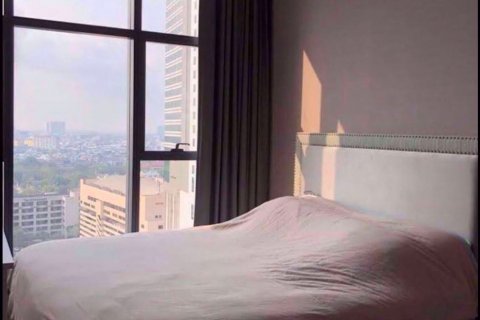 Condominio de 2 dormitorios en Bang Rak, Bangkok, Tailandia № 76356 - foto 4