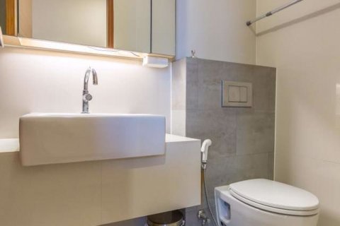 Condominio de 2 dormitorios en Khlong Toei, Bangkok, Tailandia № 77182 - foto 14