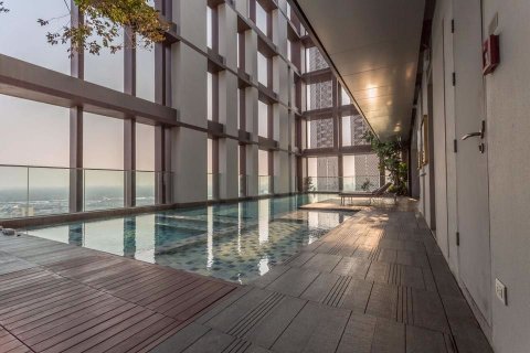 Condominio de 2 dormitorios en Khlong Toei, Bangkok, Tailandia № 77182 - foto 23