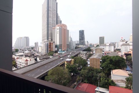Estudio en el condominio en Bang Rak, Bangkok, Tailandia № 77183 - foto 12