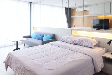 Estudio en el condominio en Bang Rak, Bangkok, Tailandia № 77183 - foto 6