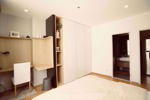 Condominio de 1 dormitorio en Bang Rak, Bangkok, Tailandia № 77186 - foto 6