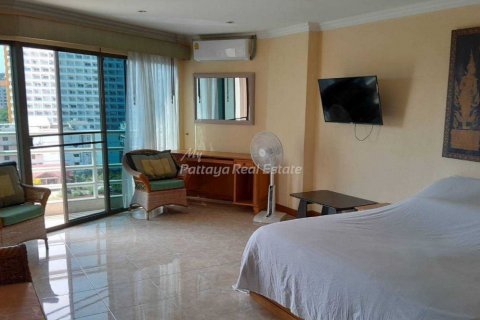 Condominio de 1 dormitorio en Bang Lamung, Tailandia № 125722 - foto 4