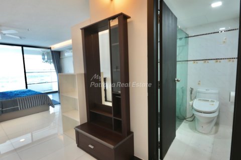 Condominio de 1 dormitorio en Bang Lamung, Tailandia № 125723 - foto 10