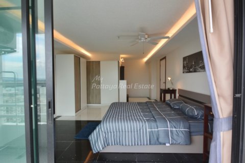Condominio de 1 dormitorio en Bang Lamung, Tailandia № 125723 - foto 8