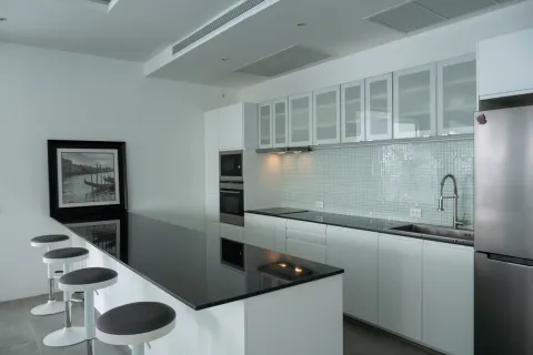 Chalet de 8 dormitorios en Phuket, Tailandia № 123549 - foto 20