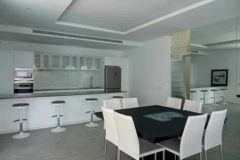 Chalet de 8 dormitorios en Phuket, Tailandia № 123549 - foto 19