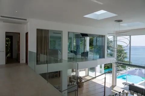 Chalet de 8 dormitorios en Phuket, Tailandia № 123549 - foto 28