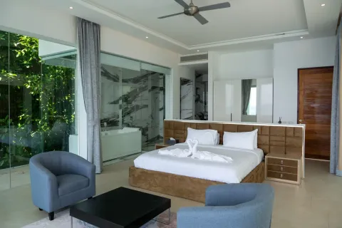 Chalet de 8 dormitorios en Phuket, Tailandia № 123549 - foto 30