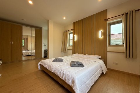 Casa de 3 dormitorios en Bangkok, Tailandia № 123551 - foto 15