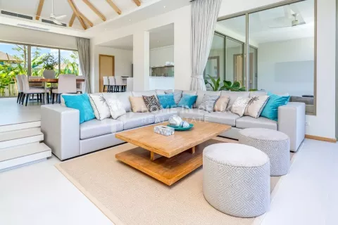 Casa de 4 dormitorios en Phuket, Tailandia № 131580 - foto 6