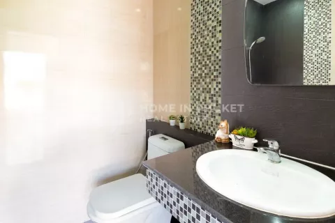 Casa de 3 dormitorios en Phuket, Tailandia № 131579 - foto 14