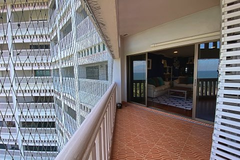 Condominio de 2 dormitorios en Hua Hin, Tailandia № 125371 - foto 14