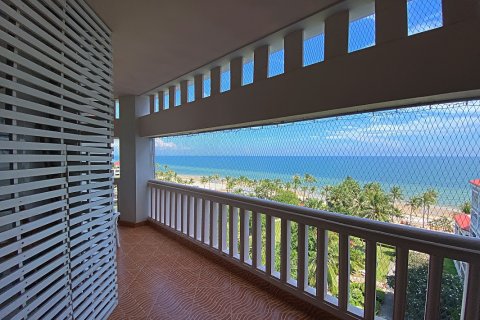 Condominio de 2 dormitorios en Hua Hin, Tailandia № 125371 - foto 10
