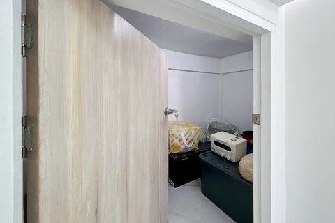 Casa de 7 dormitorios en Hua Hin, Tailandia № 125363 - foto 7