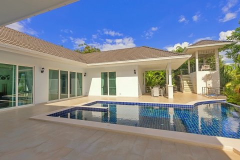 Casa de 3 dormitorios en Hua Hin, Tailandia № 125361 - foto 12