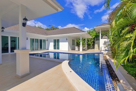 Casa de 3 dormitorios en Hua Hin, Tailandia № 125361 - foto 5