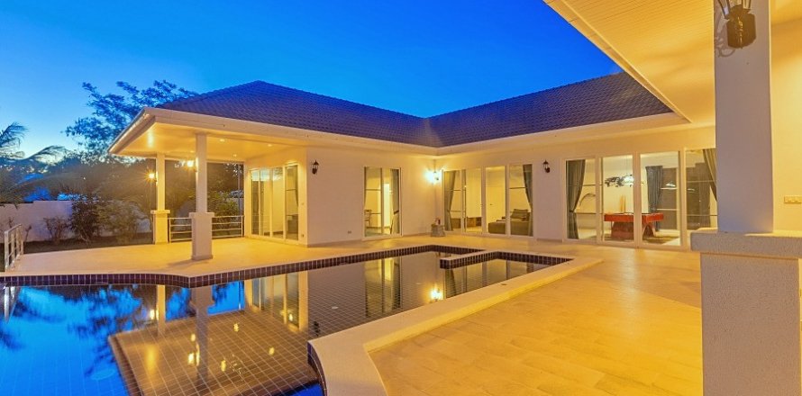 Casa de 3 dormitorios en Hua Hin, Tailandia № 125361
