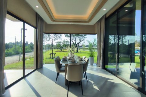 Casa de 3 dormitorios en Bang Lamung, Tailandia № 116291 - foto 10