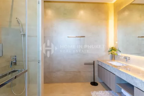 Casa de 6 dormitorios en Phuket, Tailandia № 130988 - foto 21