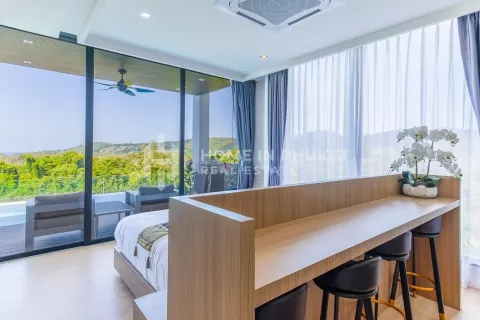 Casa de 6 dormitorios en Phuket, Tailandia № 130988 - foto 18
