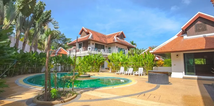 Casa de 7 dormitorios en Nai Harn Beach, Tailandia № 130987