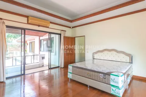Casa de 7 dormitorios en Nai Harn Beach, Tailandia № 130987 - foto 12