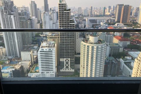 Condominio de 3 dormitorios en Khlong Toei, Bangkok, Tailandia № 123712 - foto 6