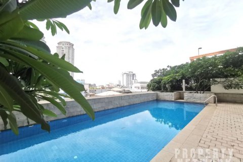 คอนโดมิเนียมในสาทร, กรุงเทพฯ, ประเทศไทย, 3 ห้องนอน № 123706 - รูปถ่าย 8