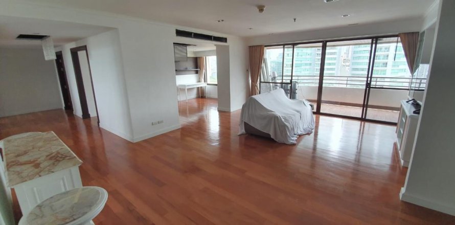คอนโดมิเนียมในคลองเตย, กรุงเทพฯ, ประเทศไทย, 3 ห้องนอน № 123711
