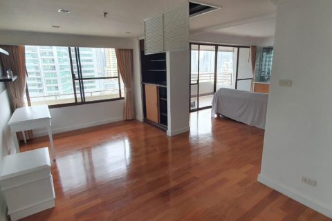 คอนโดมิเนียมในคลองเตย, กรุงเทพฯ, ประเทศไทย, 3 ห้องนอน № 123711 - รูปถ่าย 21