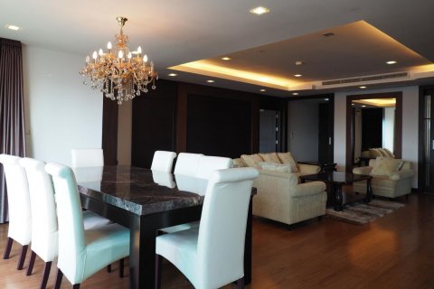 คอนโดมิเนียมในสาทร, กรุงเทพฯ, ประเทศไทย, 3 ห้องนอน № 123709 - รูปถ่าย 18