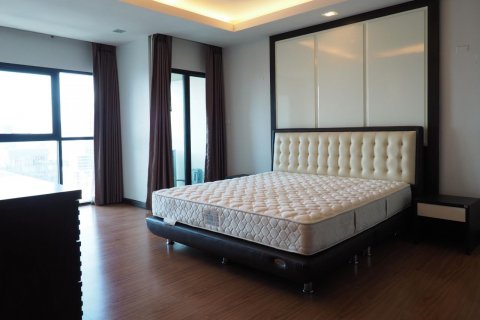 คอนโดมิเนียมในสาทร, กรุงเทพฯ, ประเทศไทย, 3 ห้องนอน № 123709 - รูปถ่าย 20