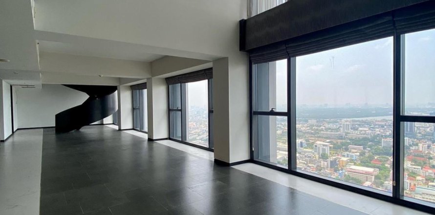 Condominio de 4 dormitorios en Bangkok, Tailandia № 130643
