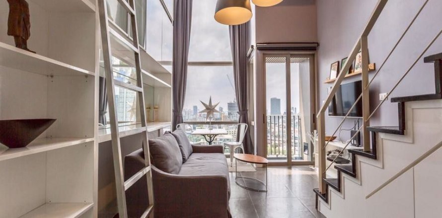 Duplex in Khlong Toei, Bangkok, Thailand 1 Schlafzimmer № 76471