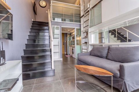 Duplex in Khlong Toei, Bangkok, Thailand 1 Schlafzimmer № 76471 - Foto 3