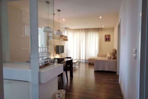 Condominio de 2 dormitorios en Phra Khanong, Bangkok, Tailandia № 76465 - foto 5